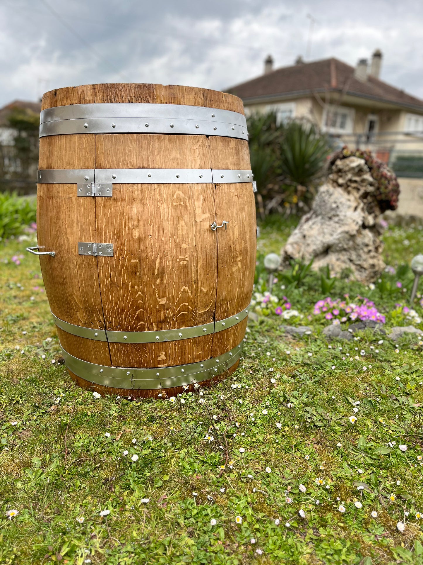 Bar Tonneau "Alzen" avec porte, en chêne massif